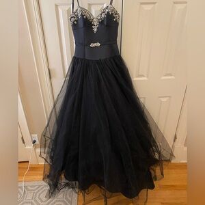 Paris Tony Bowls ballgown